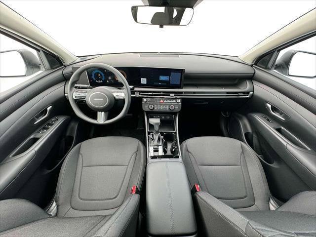 2025 Hyundai TUCSON SE AWD