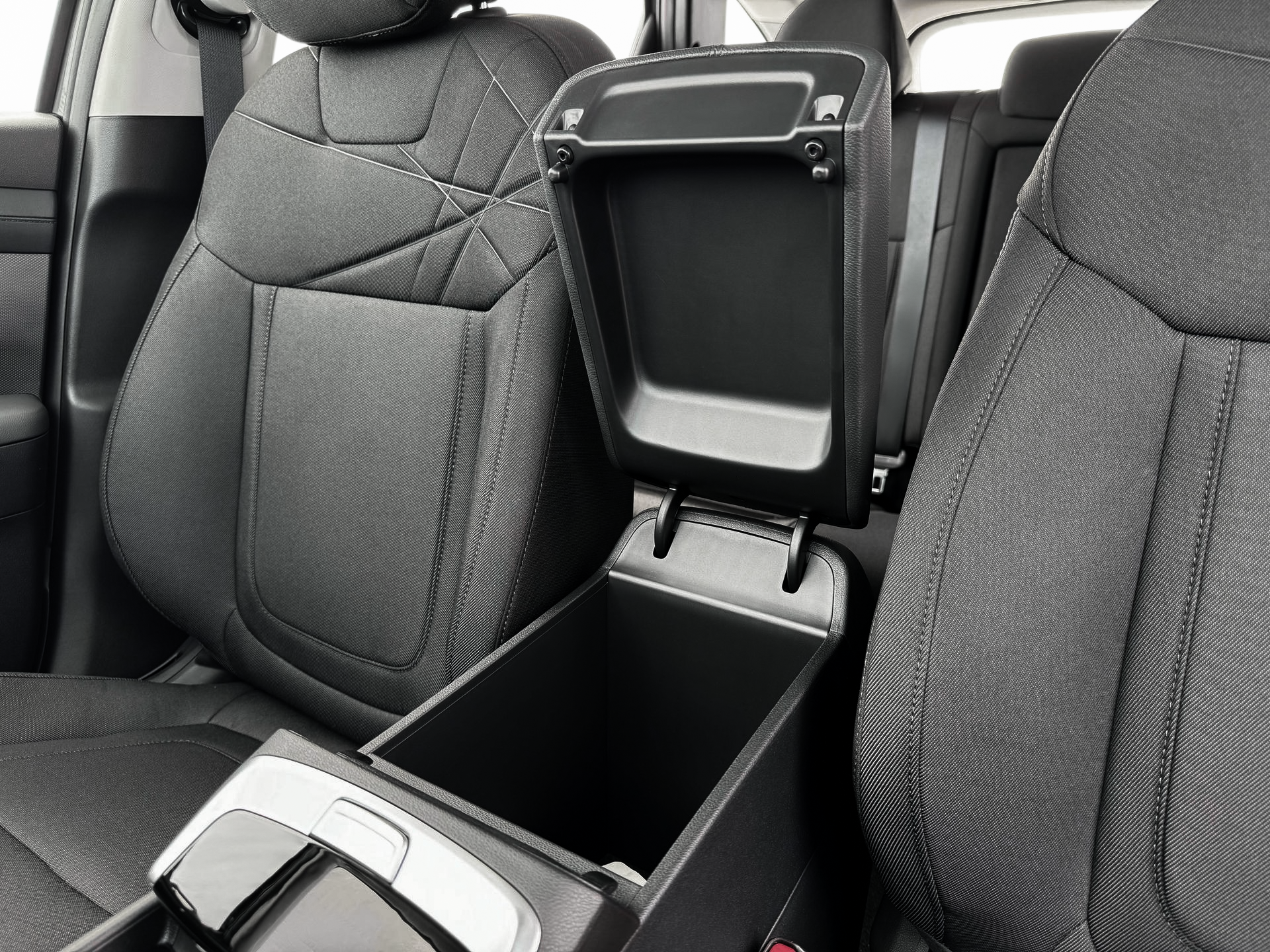 2025 Hyundai TUCSON SE AWD