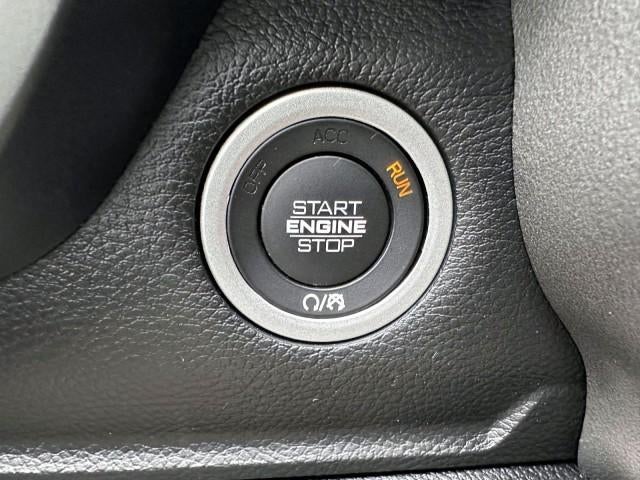 2021 RAM 1500 Big Horn 4x4 Crew Cab 5'7" Box