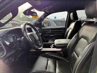 2019 RAM 1500 Laramie 4x4 Crew Cab 5'7" Box