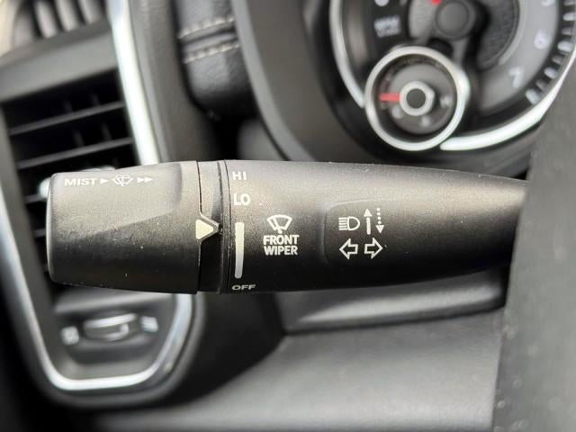 2019 RAM 1500 Laramie 4x4 Crew Cab 5'7" Box