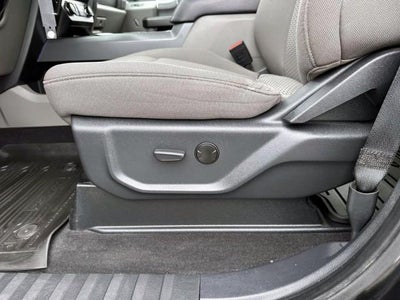 2022 Ford Super Duty F-350 SRW XLT 4WD Crew Cab 6.75' Box