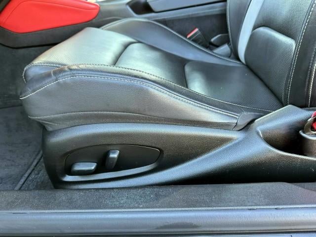 2022 Chevrolet Camaro 2dr Coupe 2LT