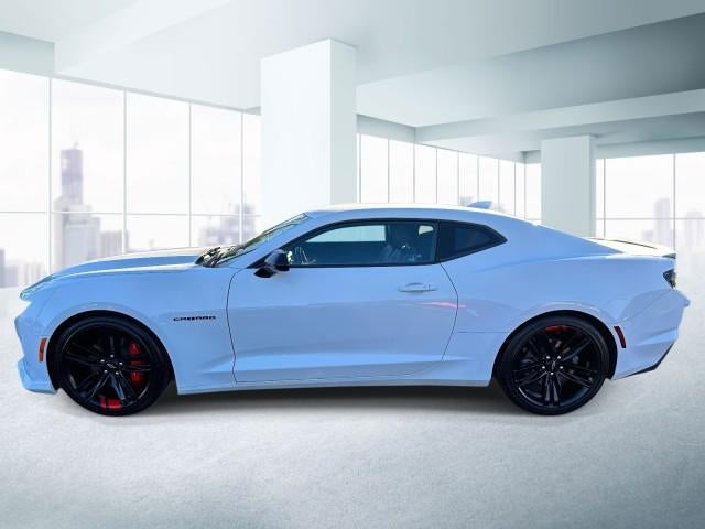 2022 Chevrolet Camaro 2dr Coupe 2LT