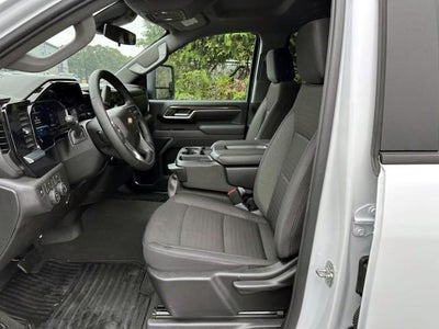 2026 Chevrolet Silverado 2500 HD Crew Cab Long Box 4-Wheel Drive LT