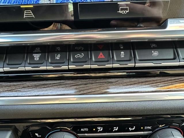 2025 Chevrolet Silverado 2500 HD Crew Cab Standard Box 4-Wheel Drive LT