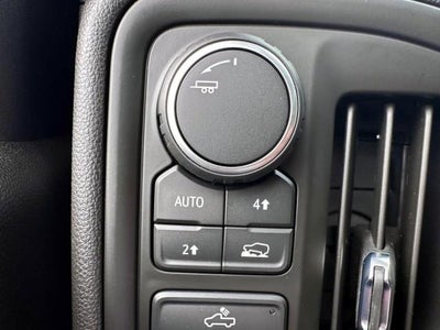 2023 Chevrolet Silverado 1500 Crew Cab Short Box 4-Wheel Drive Custom