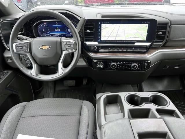 2024 Chevrolet Silverado 1500 Crew Cab Short Box 4-Wheel Drive LT 2FL