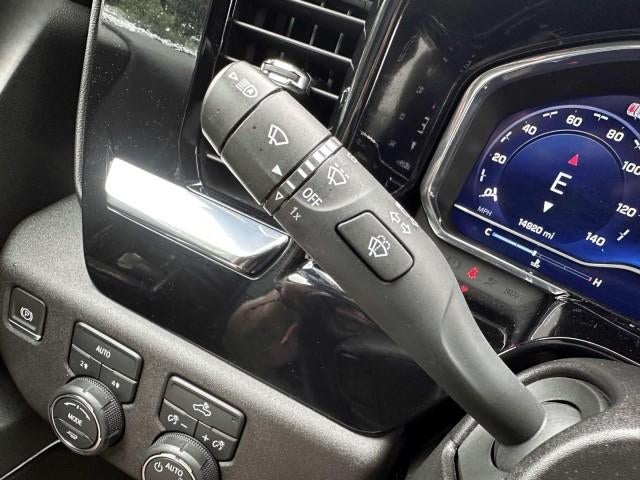 2024 Chevrolet Silverado 1500 Crew Cab Short Box 4-Wheel Drive LT 2FL