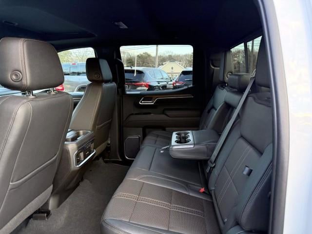 2022 Chevrolet Silverado 1500 Crew Cab Short Box 4-Wheel Drive High Country