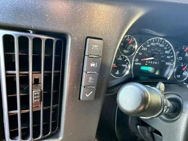 2024 Chevrolet Express Cargo Van 2500 Regular Wheelbase Rear-Wheel Drive