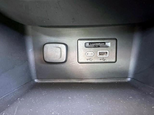 2023 GMC Acadia AWD AT4