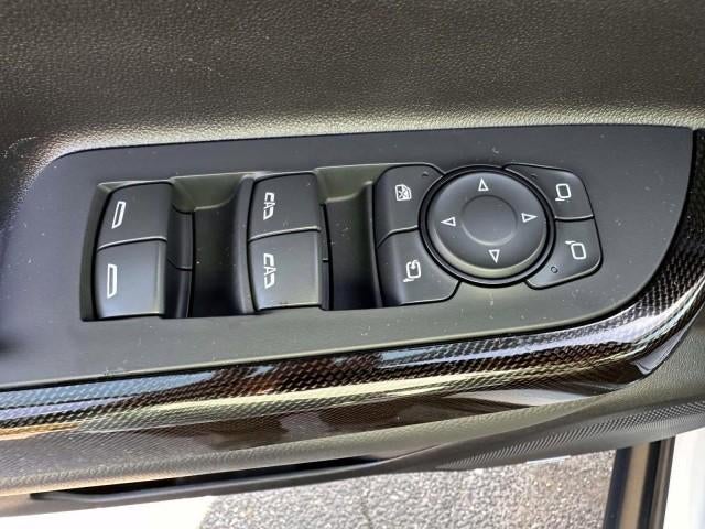 2023 GMC Acadia AWD AT4