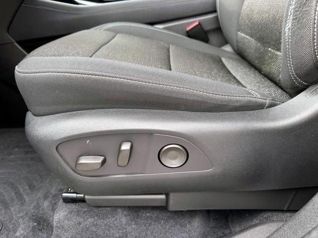 2024 Chevrolet Traverse LT w/1LT