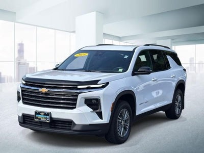 2025 Chevrolet Traverse LT w/1LT