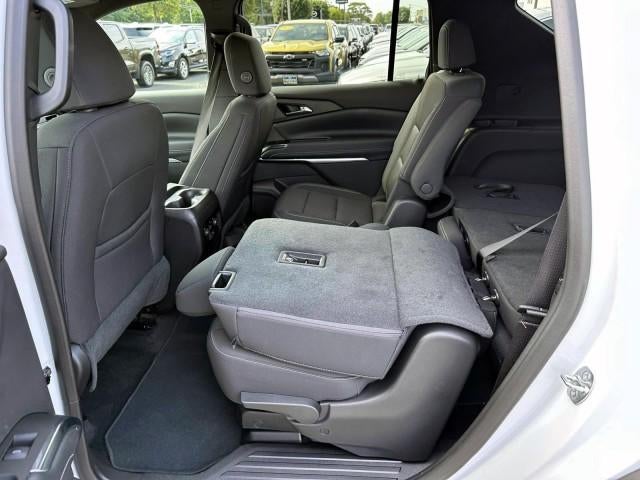 2025 Chevrolet Traverse LT w/1LT