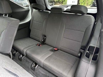 2024 Chevrolet Traverse LS w/2LS