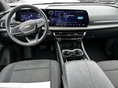 2024 Chevrolet Traverse LS w/2LS