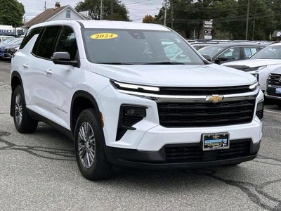 2024 Chevrolet Traverse LS w/2LS