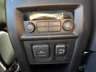 2023 Chevrolet Traverse AWD 2LT