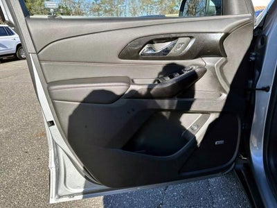 2023 Chevrolet Traverse AWD 2LT