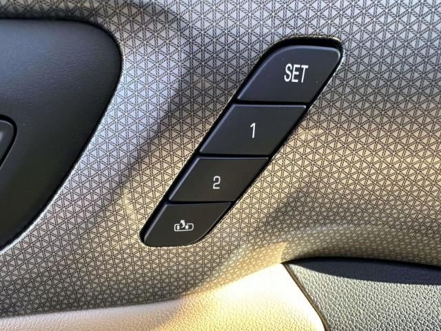 2023 Chevrolet Traverse AWD 1LZ