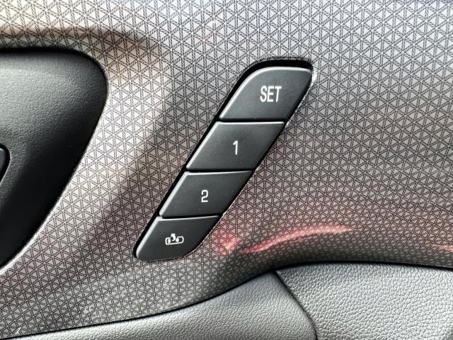 2023 Chevrolet Traverse AWD 1LZ