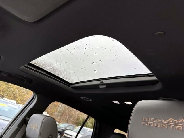 2023 Chevrolet Traverse AWD 2LZ