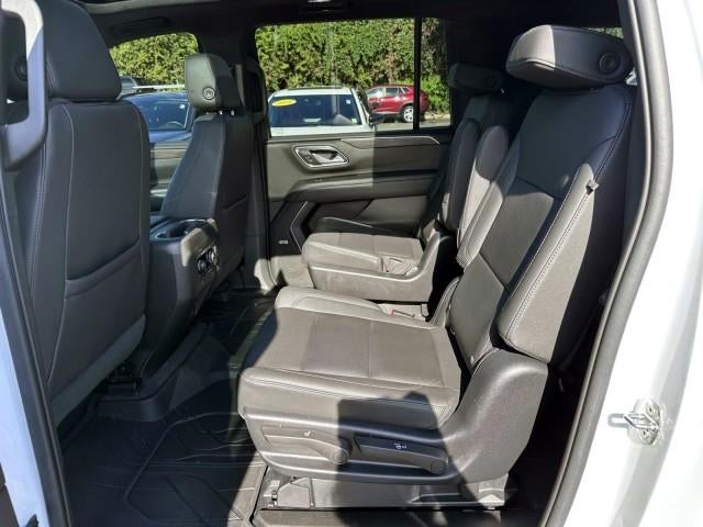 2022 Chevrolet Suburban 4WD LT