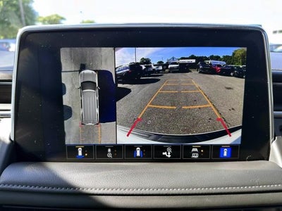 2022 Chevrolet Suburban 4WD LT