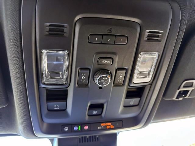 2024 Chevrolet Suburban 4WD Z71