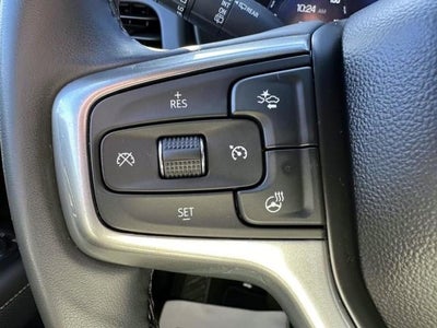 2023 Chevrolet Suburban 4WD Premier