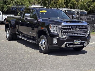 2020 GMC Sierra 3500HD Crew Cab Long Box 4-Wheel Drive Denali