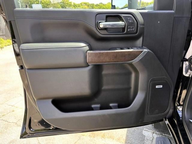 2020 GMC Sierra 3500HD Crew Cab Long Box 4-Wheel Drive Denali