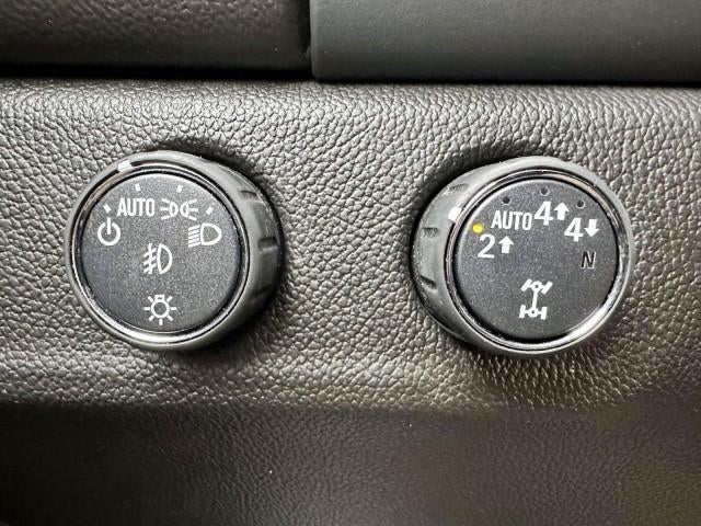 2022 GMC Canyon Crew Cab Short Box 4-Wheel Drive Denali