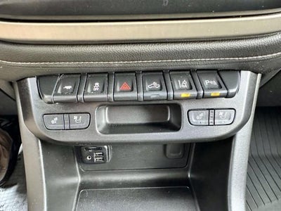 2022 GMC Canyon Crew Cab Short Box 4-Wheel Drive Denali