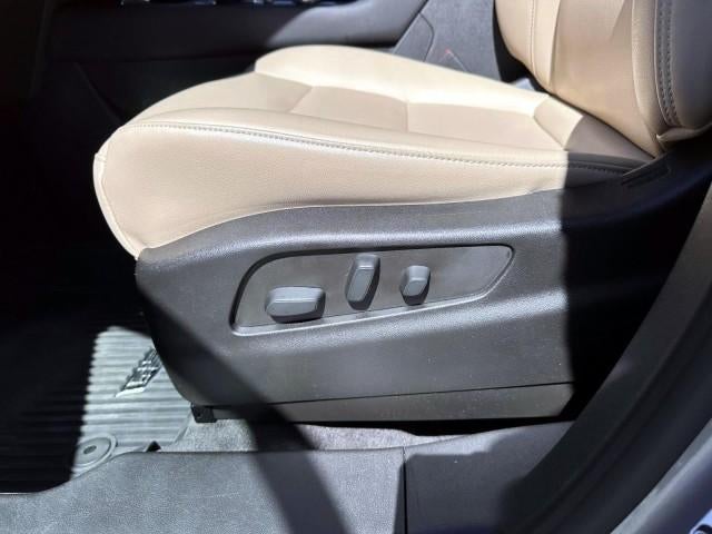 2024 Cadillac XT4 FWD 4dr Luxury
