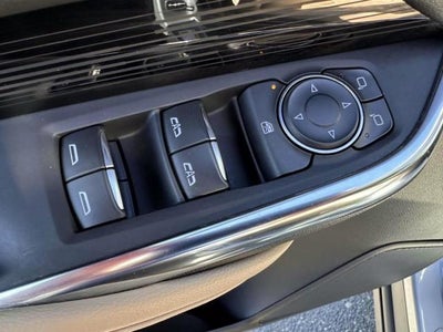 2024 Cadillac XT4 FWD 4dr Luxury