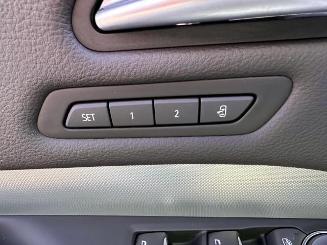 2023 Cadillac XT4 AWD 4dr Premium Luxury