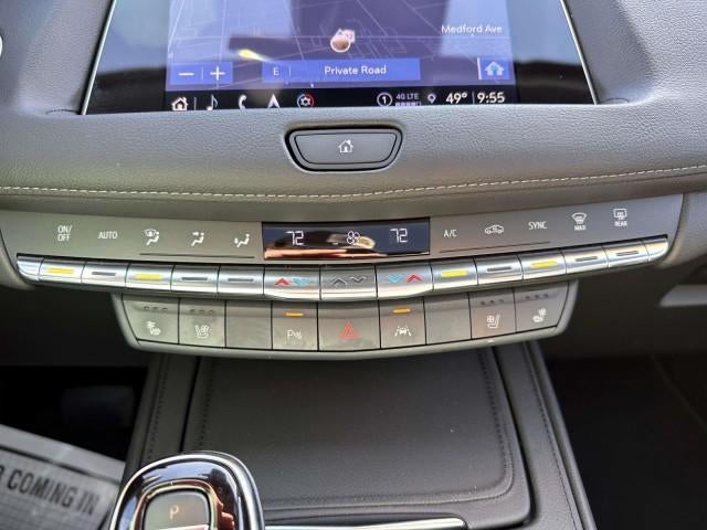 2023 Cadillac XT4 AWD 4dr Premium Luxury