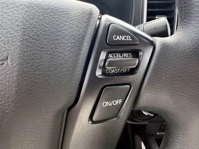 2022 Nissan Frontier Crew Cab 4x4 SV Auto