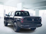 2022 Nissan Frontier Crew Cab 4x4 SV Auto