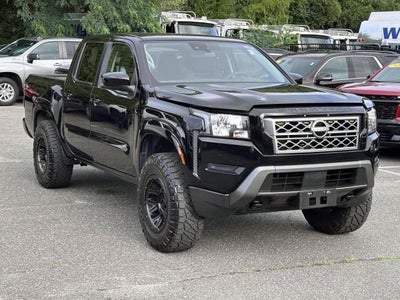 2022 Nissan Frontier Crew Cab 4x4 SV Auto