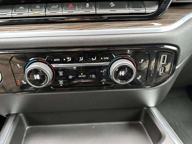 2022 Chevrolet Silverado 1500 Crew Cab Short Box 4-Wheel Drive RST