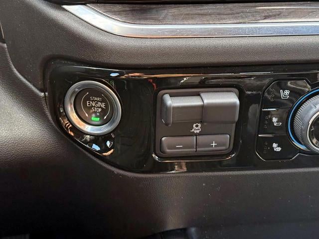 2022 Chevrolet Silverado 1500 Crew Cab Short Box 4-Wheel Drive LTZ