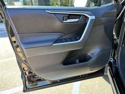 2024 Toyota RAV4 XLE Premium AWD (Natl)