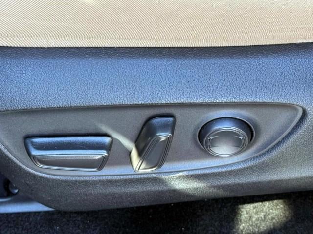 2024 Toyota RAV4 XLE AWD (Natl)