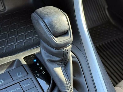 2024 Toyota RAV4 XLE AWD (Natl)
