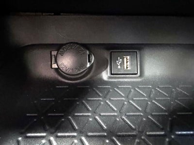 2024 Toyota RAV4 Hybrid XLE AWD (Natl)