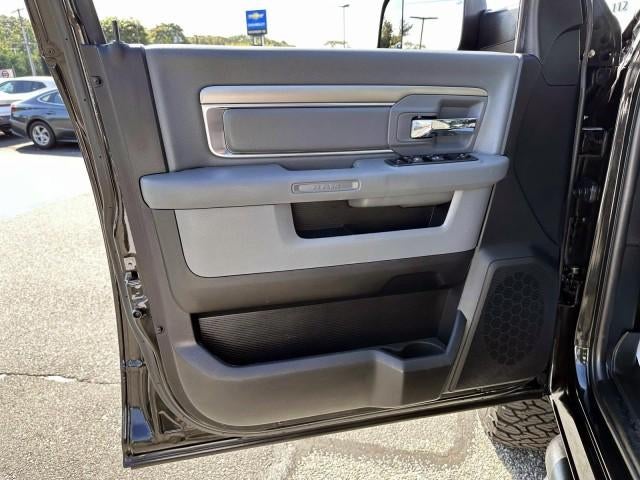 2018 RAM 2500 Big Horn 4x4 Crew Cab 6'4" Box